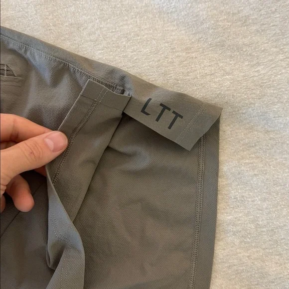 Lululemon Mens License to Train Short Size M Athletic Workout 3 excellent cond - Picture 4 of 8